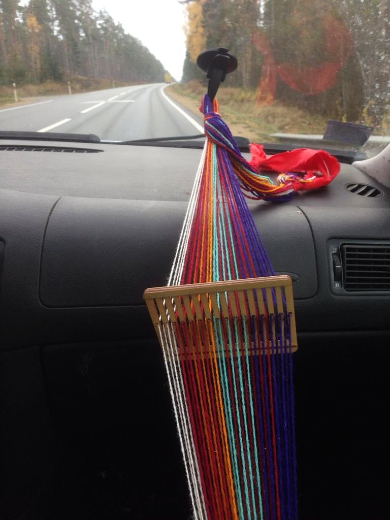 Weaving on the move. In the car!